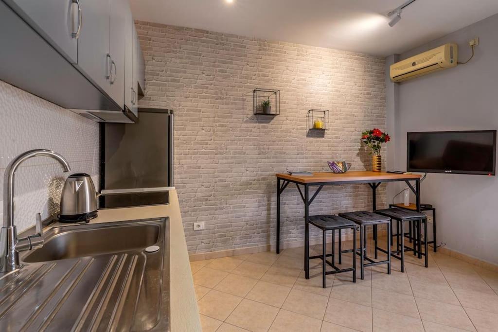 New Bazaar Apartment Tiranë Luaran gambar
