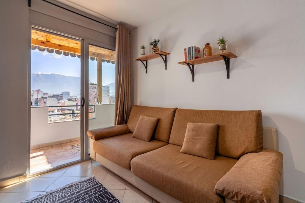 New Bazaar Apartment Tiranë Luaran gambar