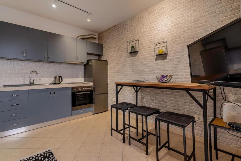 New Bazaar Apartment Tiranë Luaran gambar