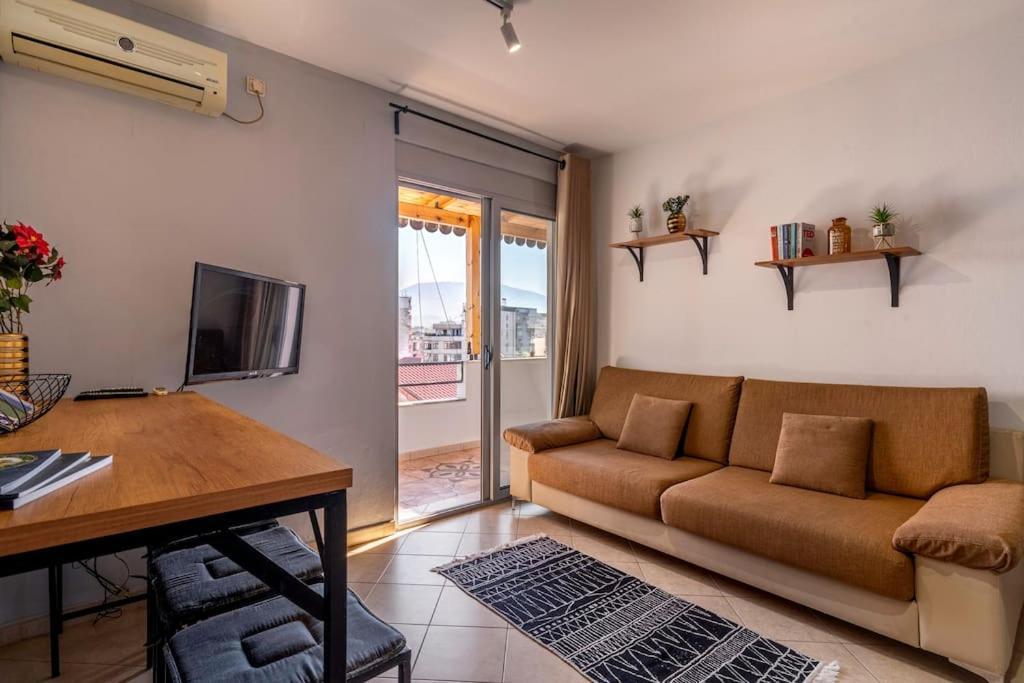 New Bazaar Apartment Tiranë Luaran gambar